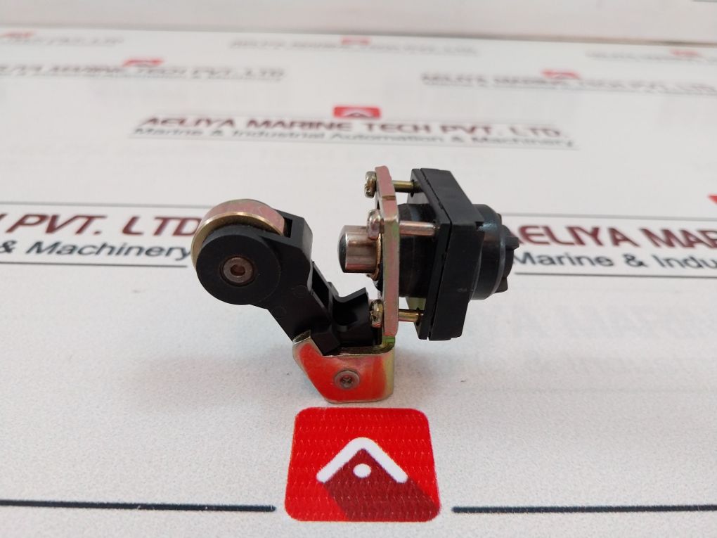 Telemecanique Zck-d23 Limit Switch 002Mme06C