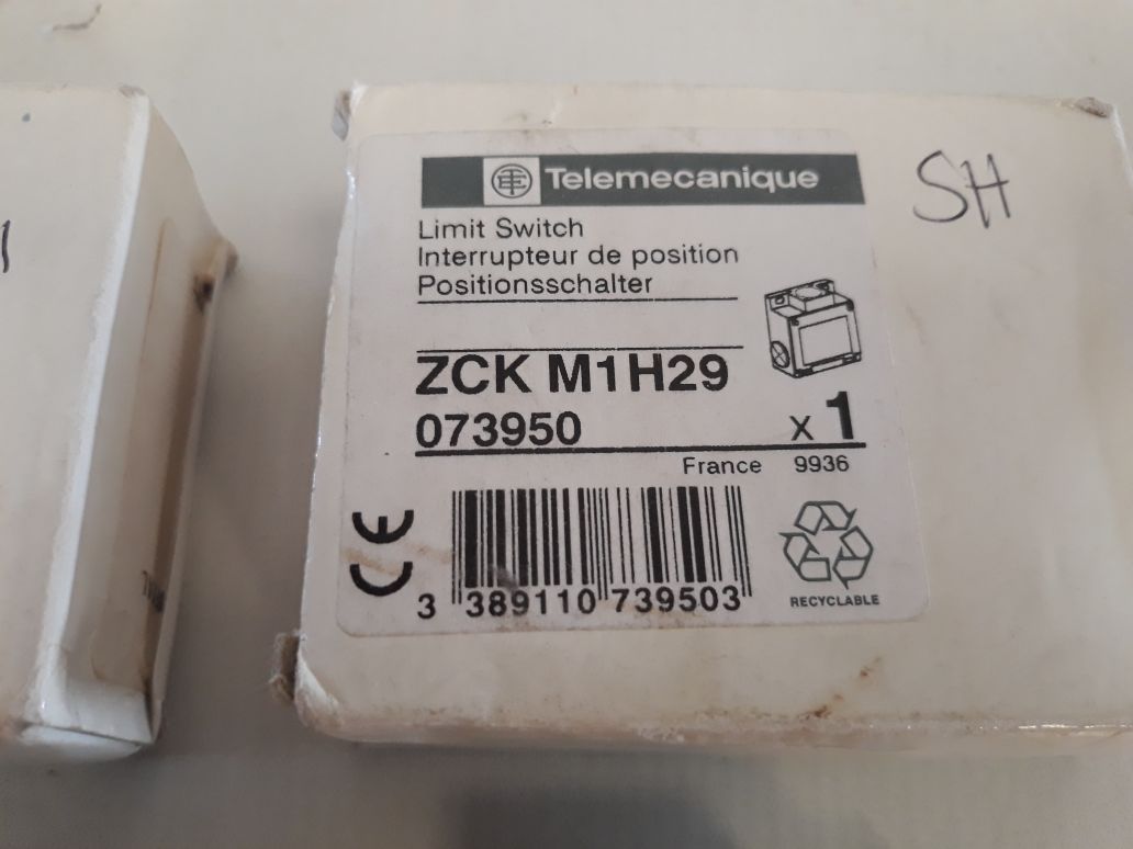 Telemecanique Zck-m1H29 Limit Switch