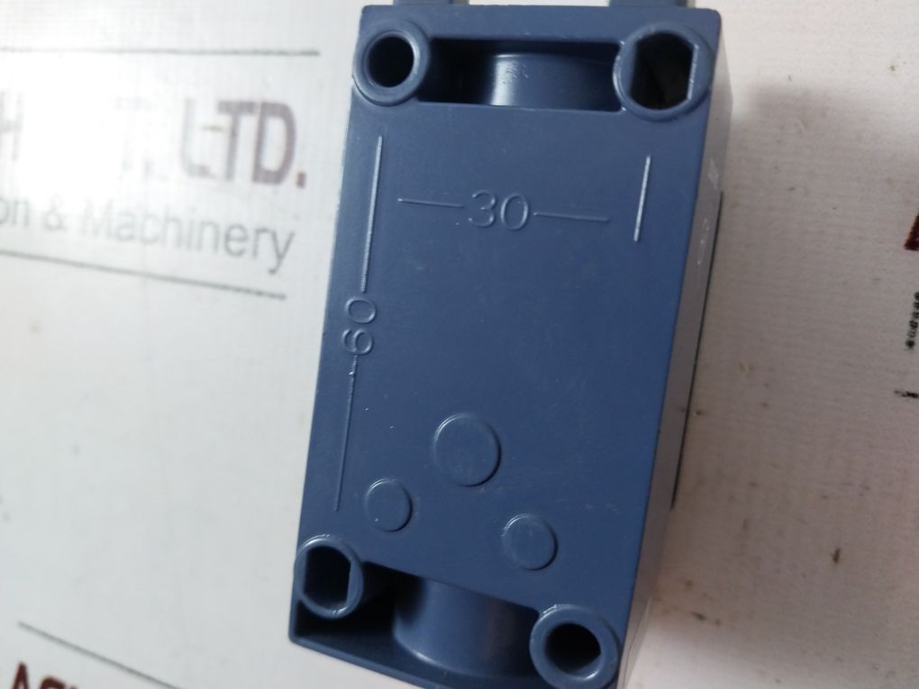 Telemecanique Zckj1H29 Limit Switch Xckj…H29