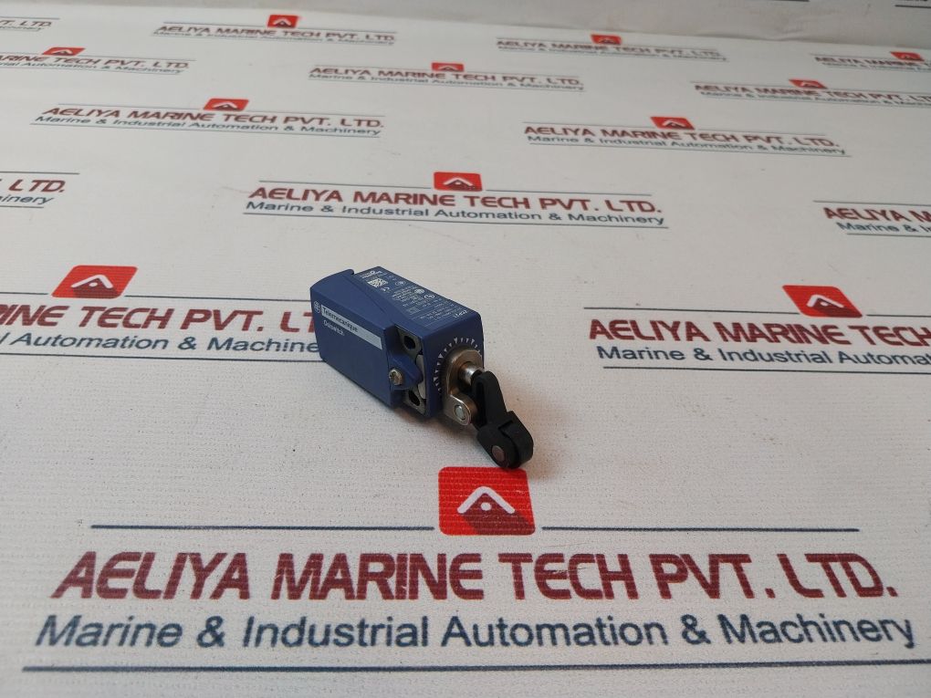 Telemecanique Zcp21 Limit Switch 240V