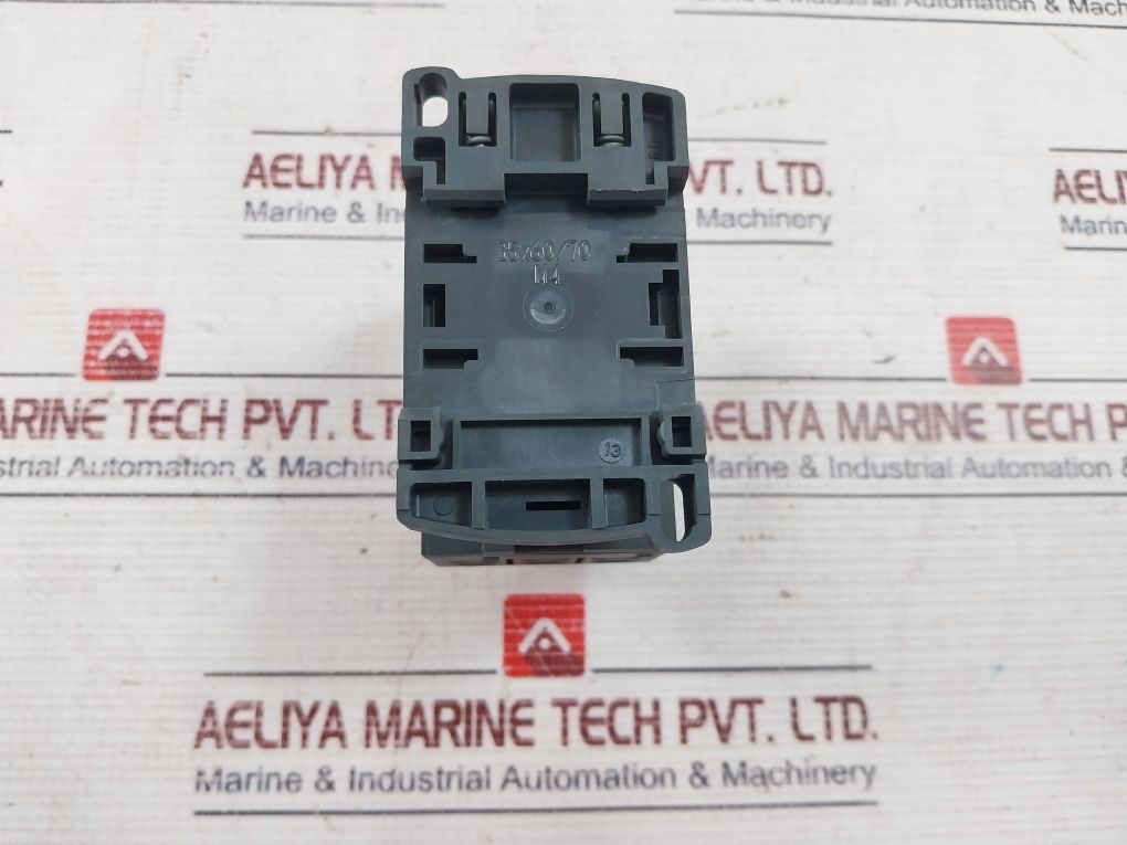 Telemecanique/Schneider Electric Lc1D09 Contactor 25A 690V 50/60Hz