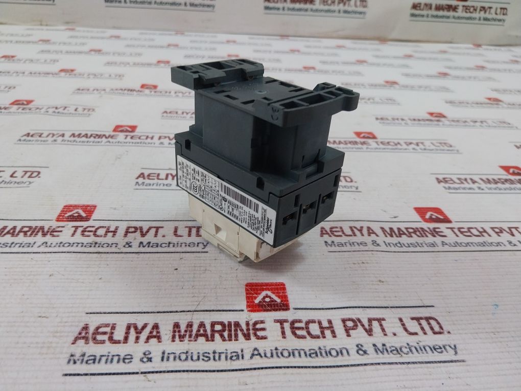 Telemecanique/Schneider Electric Lc1D09 Contactor 25A 690V 50/60Hz