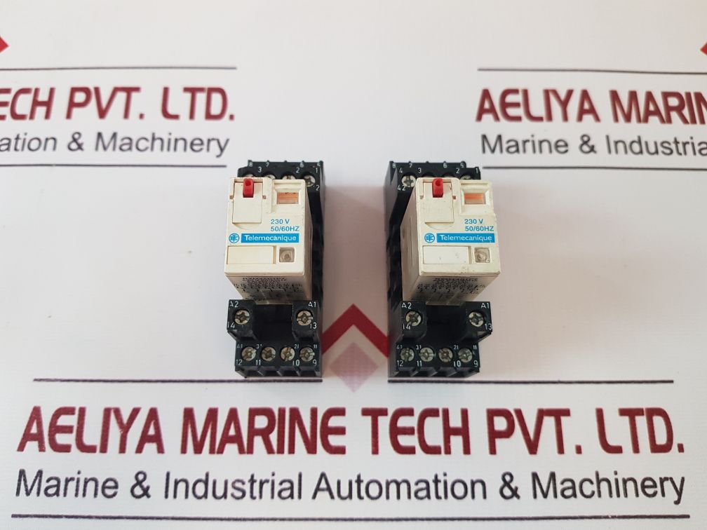 TelemecaniqueSchneider Electric Rxm4Ab1P7 Miniature Relay With Base
