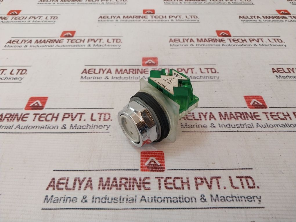 Telemecanique/Square D 9001Kr1Uh5 Flush Pushbutton Operator Switch