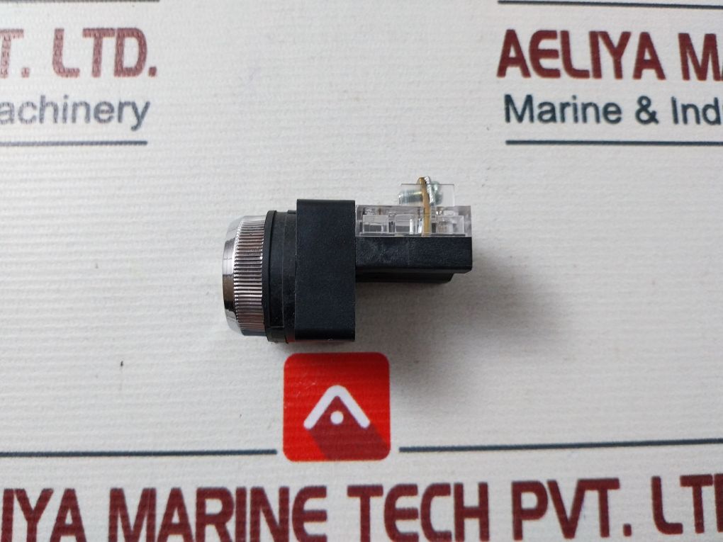 Tend 6A 250Vac Green Push Button Switch