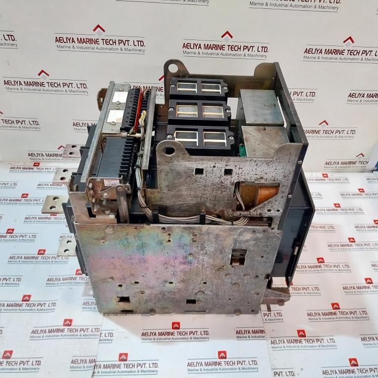 Terasaki At06 Air Circuit Breaker 3 Pole 630A 50/60Hz