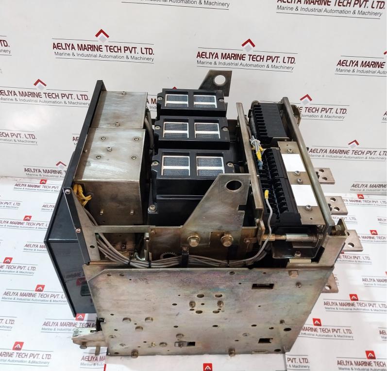 Terasaki At06 Tempower Air Circuit Breaker 3 Poles 630A 50/60Hz