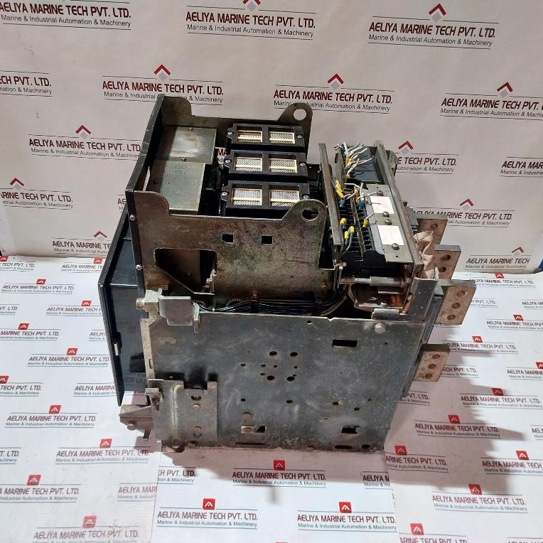 Terasaki At20 3 Pole Air Circuit Breaker 2000A 690Vac 50/60Hz