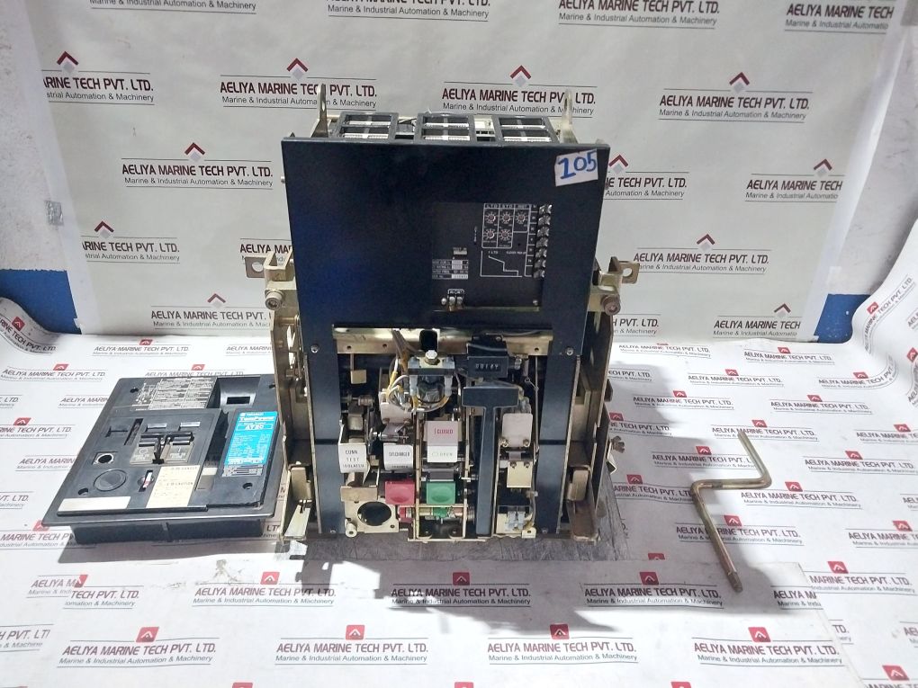 Terasaki At20 Tempower Air Circuit Breaker 3 Poles 2000A 50/60Hz