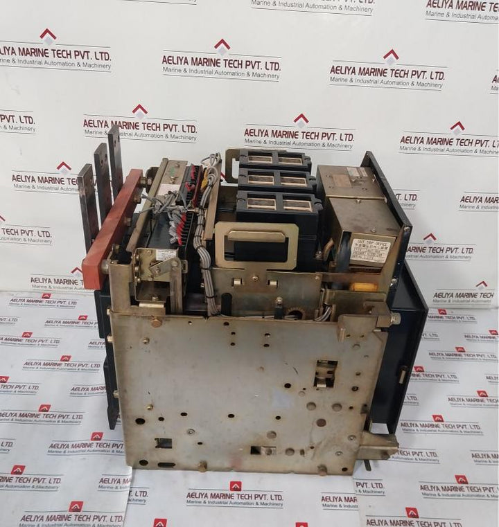 Terasaki Electric At06 Air Circuit Breaker Aut-1Bs 630A (Not Working)