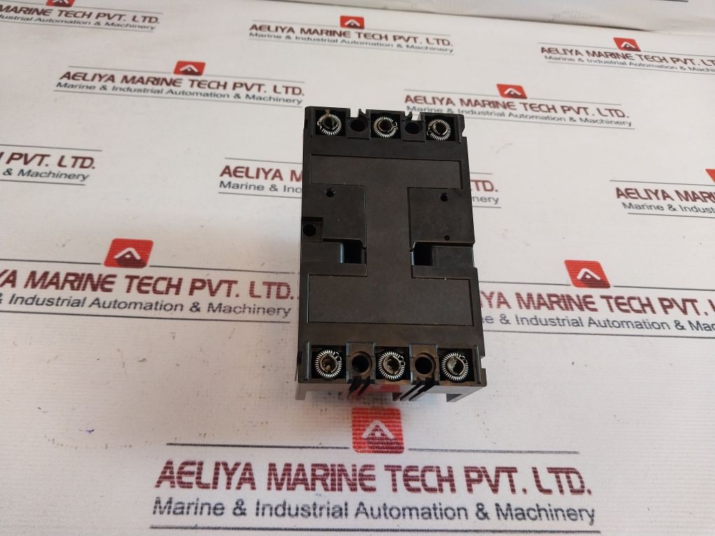 Terasaki T0-100Ba 3 Pole No-fuse Circuit Breaker 40A