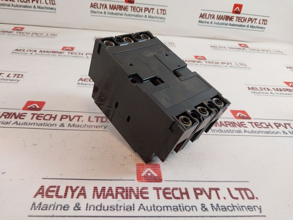 Terasaki T0-100Ba 3 Pole No-fuse Circuit Breaker 50A