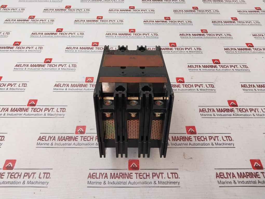 Terasaki Tl-100F 3 Pole Current Limiting Circuit Breaker 15A Ac690V 22