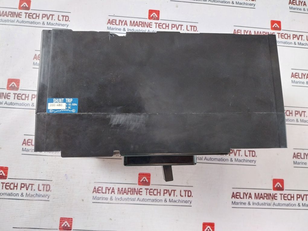 Terasaki Tl-225F Current Limiting Circuit Breaker 175A 3-pole