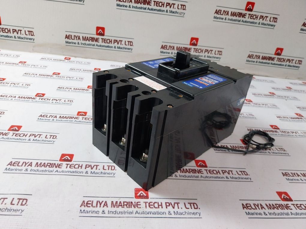 Terasaki Tl-225F Current Limiting Circuit Breaker 175A 3-pole