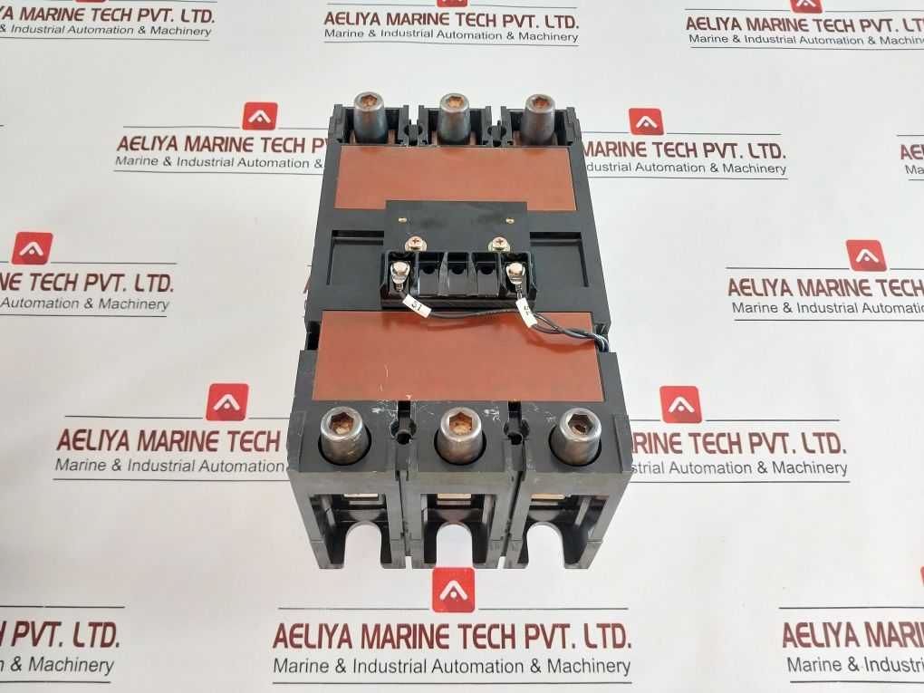 Terasaki Tl-400E 3-pole Circuit Breaker 400A
