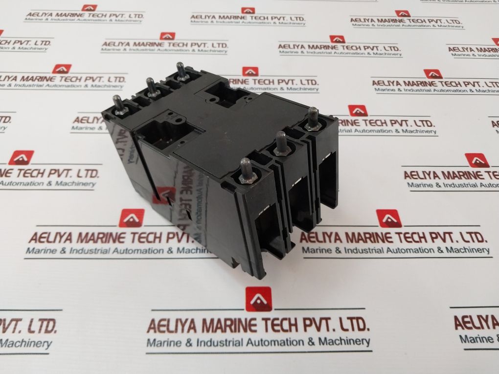 Terasaki Xh100Ns 3 Pole Circuit Breaker Ac690V 50~60Hz 60A