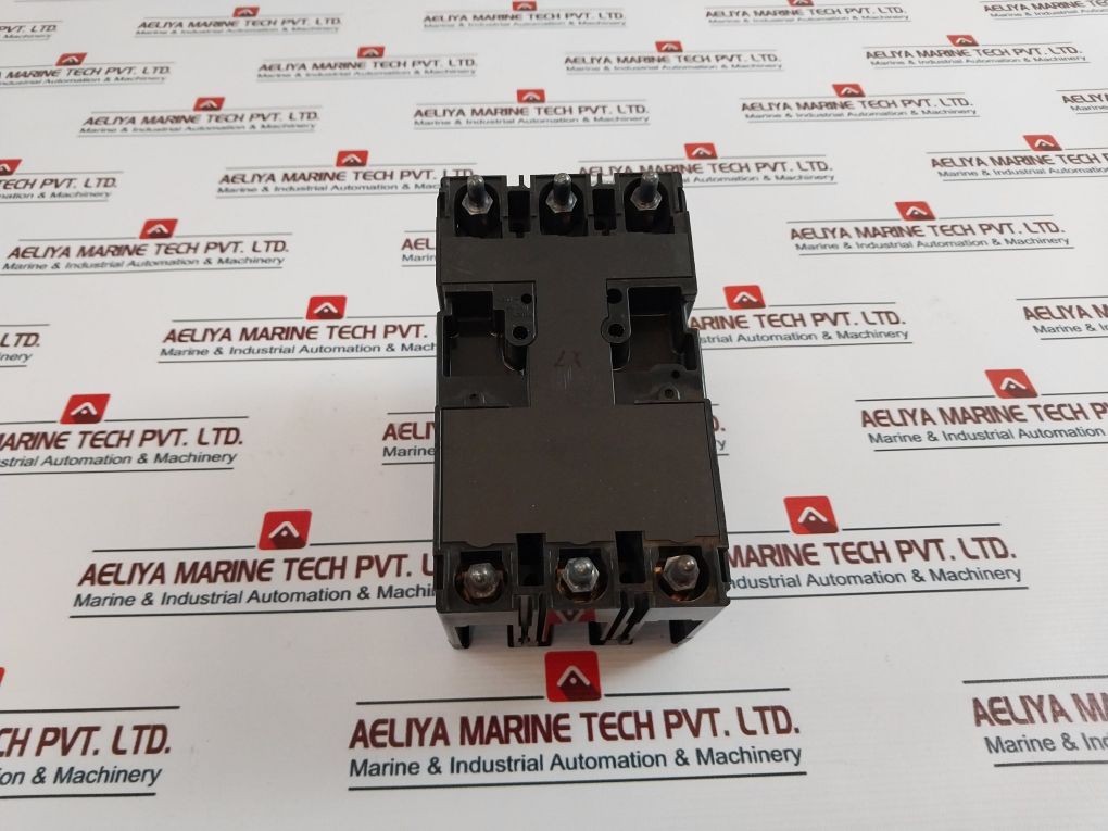 Terasaki Xh100Ns Circuit Breaker 690V Ac 15A 3-pole