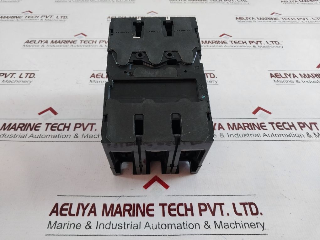 Terasaki Xh250Nj 3-pole Circuit Breaker 160A