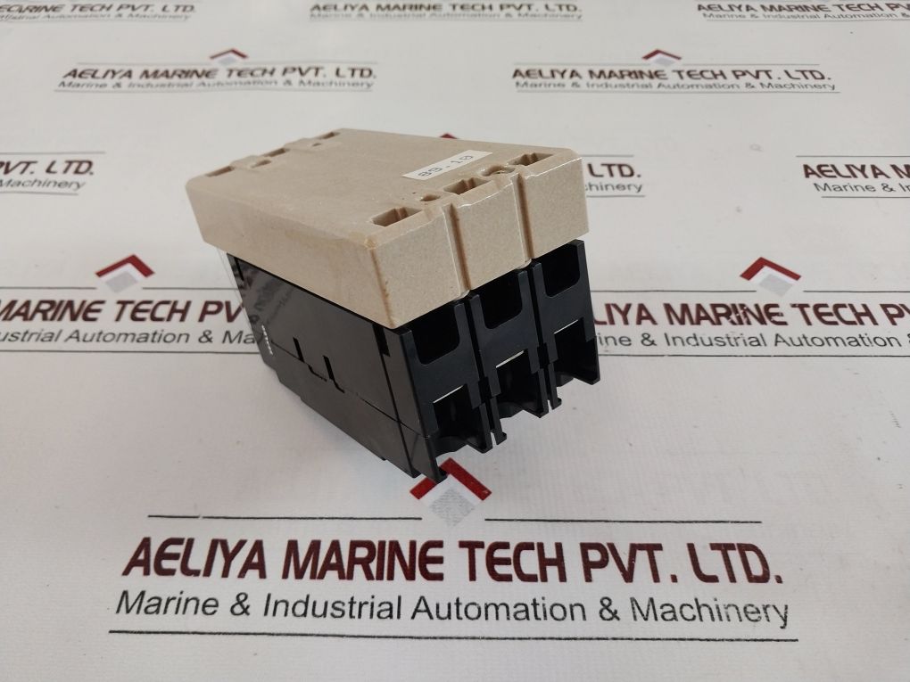 Terasaki Xm30Ps 3 Pole Circuit Breaker 0.80A 400-440V 0.2Kw