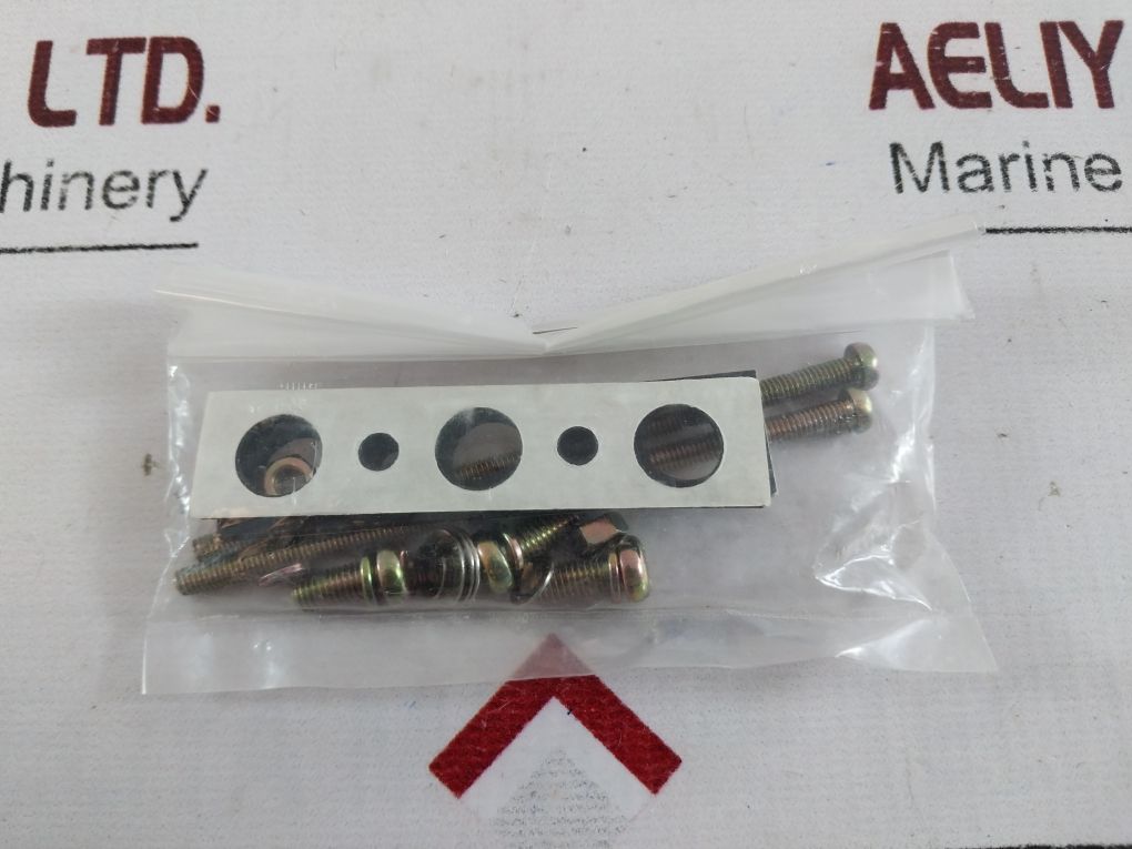 Terasaki Xm30Ps 3 Pole Circuit Breaker 0.80A 400-440V 0.2Kw