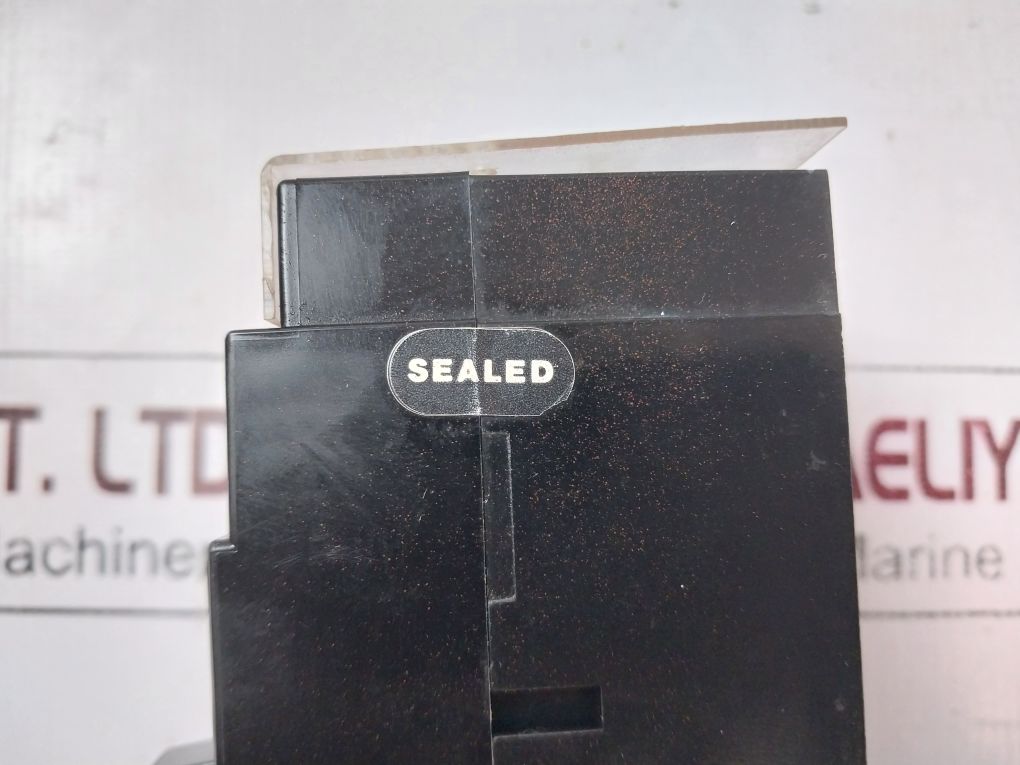Terasaki Xm30Ps 3 Pole Circuit Breaker 8A,400-440V 3.7Kw