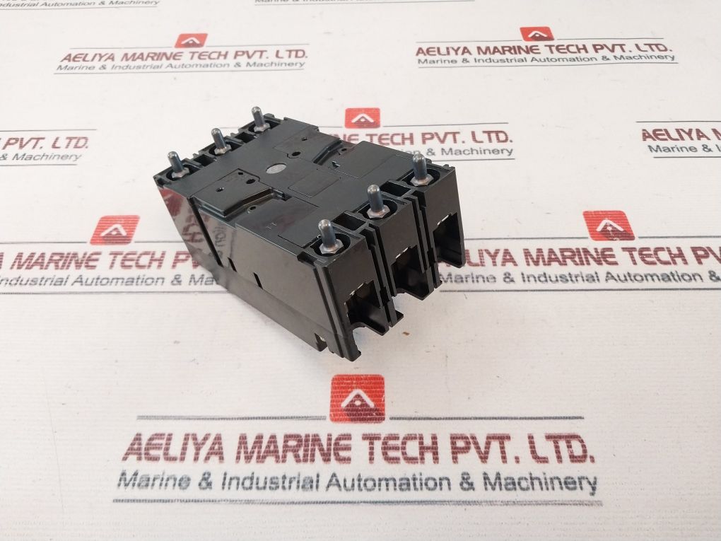 Terasaki Xs100Ns 3 Pole Circuit Breaker Ac600V Dc250V 100A