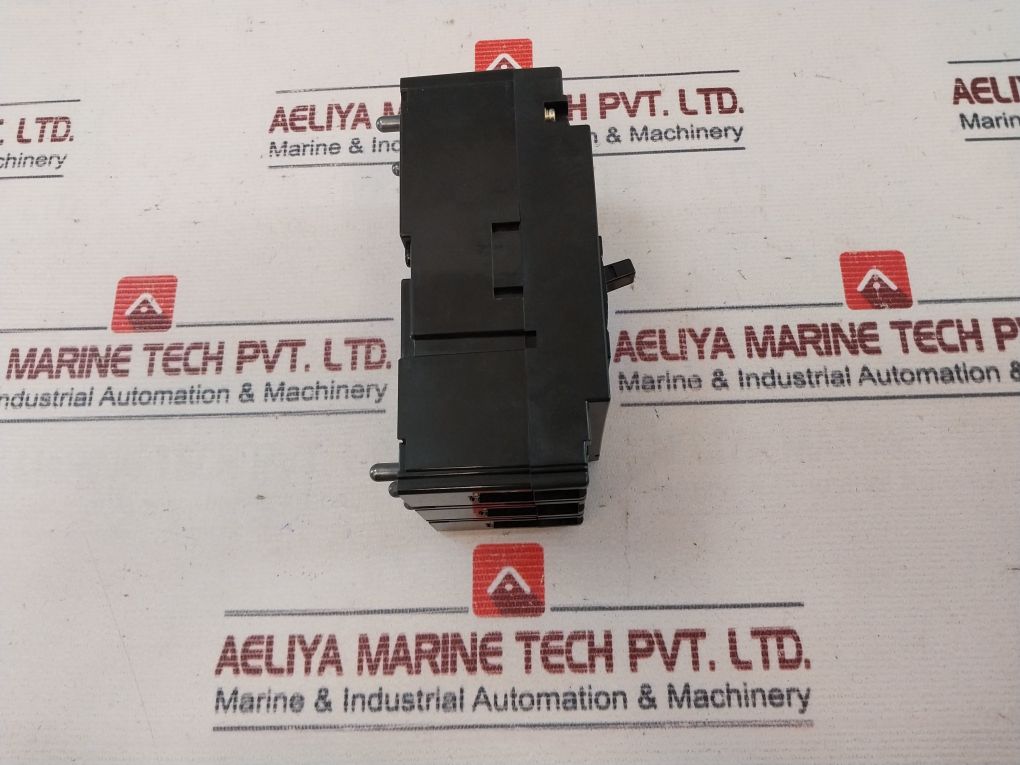 Terasaki Xs100Ns 3 Pole Circuit Breaker Ac600V Dc250V 100A