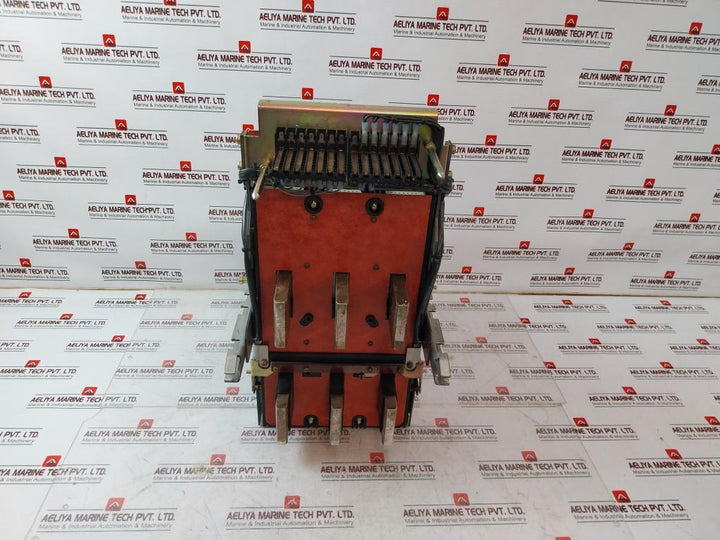 Terasaki Xs1600Ne 3 Pole Circuit Breaker Ac690V 50~60Hz
