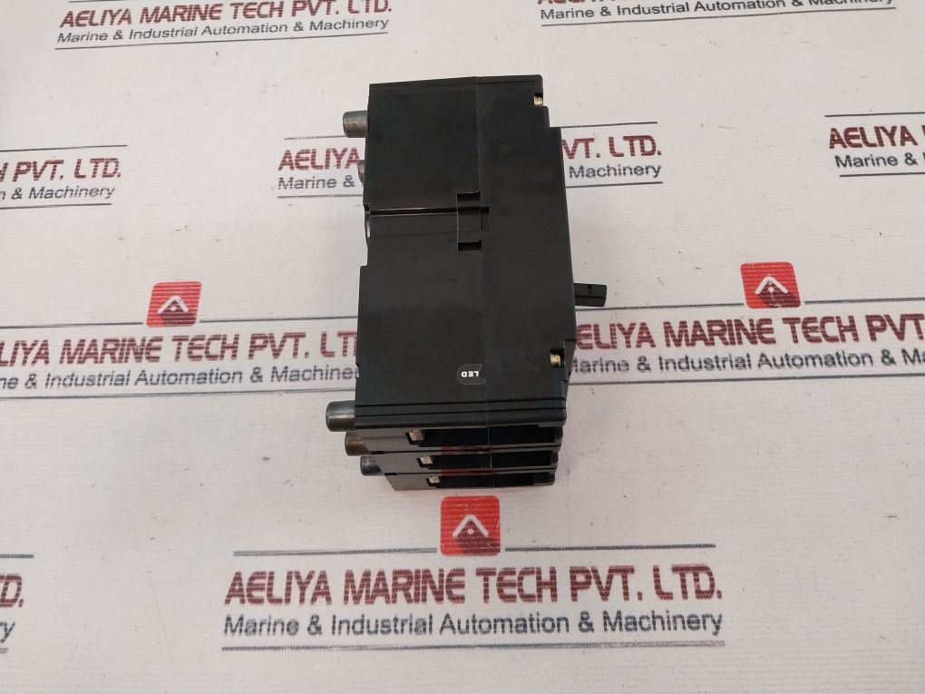 Terasaki Xs225Ns Circuit Breaker 50~60 Hz