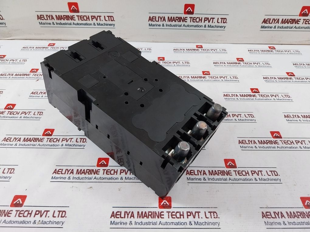 Terasaki Xs400Cs Tembreak Circuit Breaker 3-pole 250A Ac690V