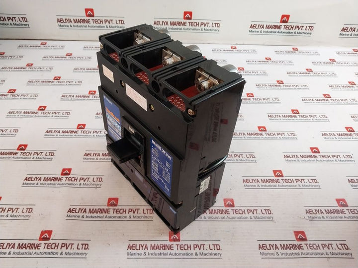 Terasaki Xs800Cs Teambreak Circuit Breaker 3 Pole 800A 690V 50-60Hz