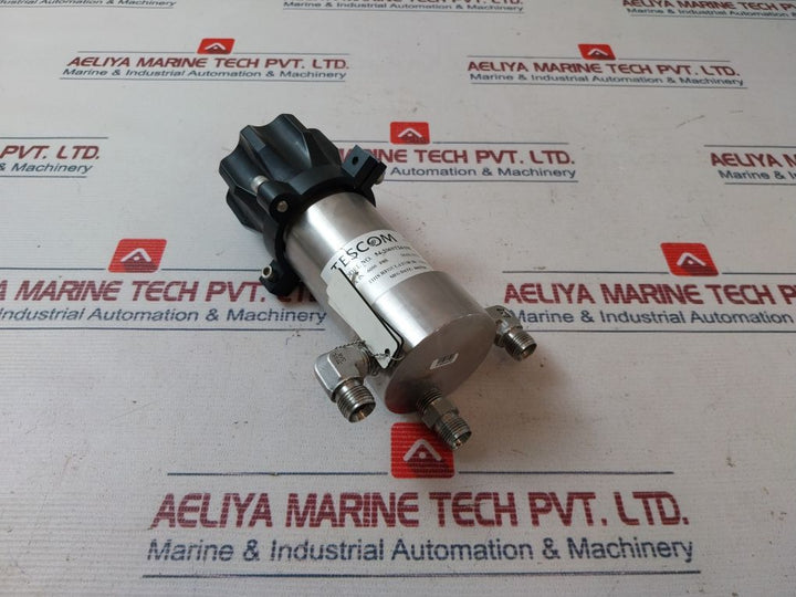 Tescom 54-2069T24-195 Oil Pressure Regulator And Reducer