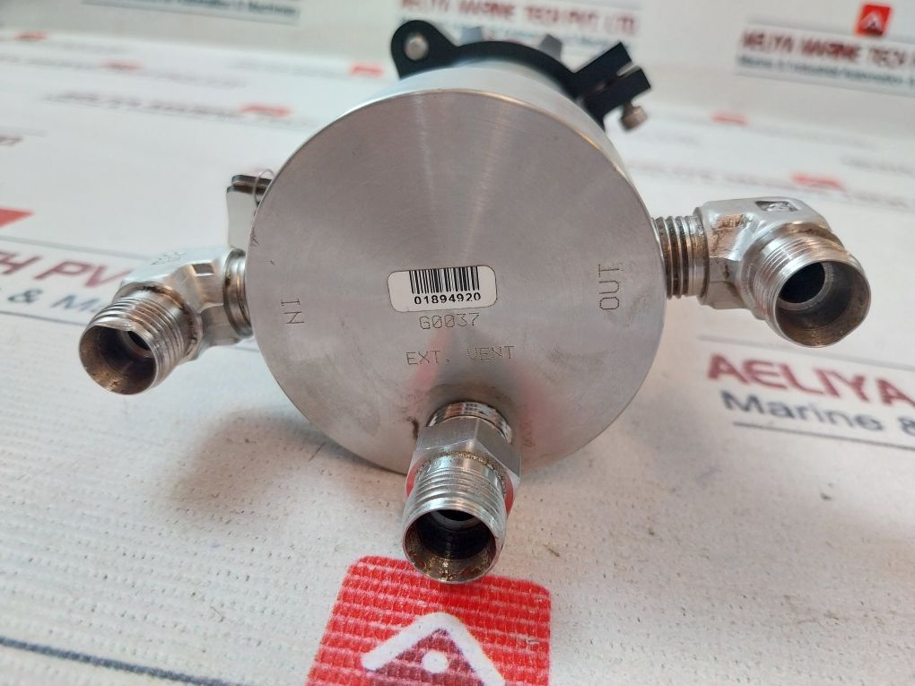 Tescom 54-2069T24-195 Oil Pressure Regulator And Reducer