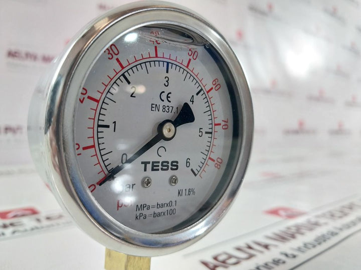 Tess 0-6 Bar