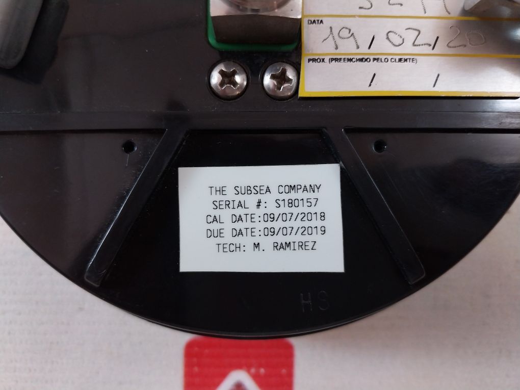 The Subsea 05-4834-t Pressure Gauge 10000 Psi