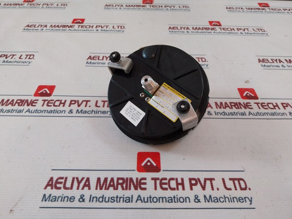 The Subsea 05-4834-t Pressure Gauge 10000 Psi