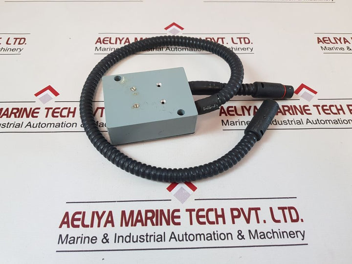 Thermostat 966047 250 Voltage