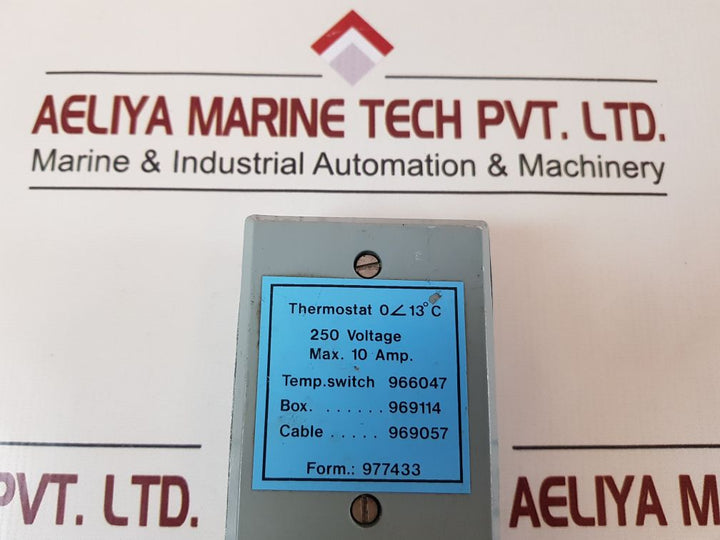 Thermostat 966047 250 Voltage