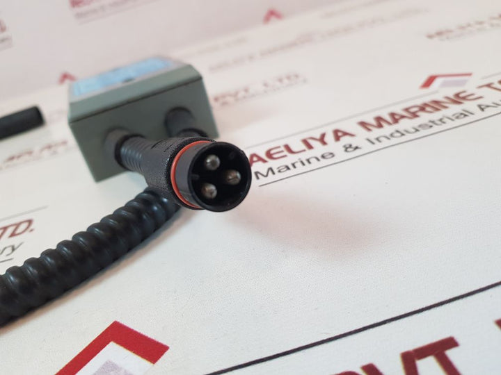 Thermostat 966047 250 Voltage