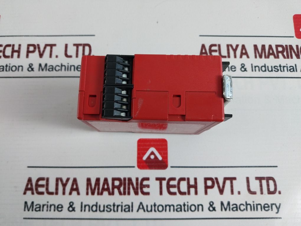 Thiim Umca E024 Da4C Multi Function Voltage Relay