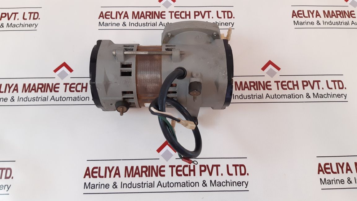 Thomas 107Cd18-008A Compressors & Vacuum Pump 1.0A
