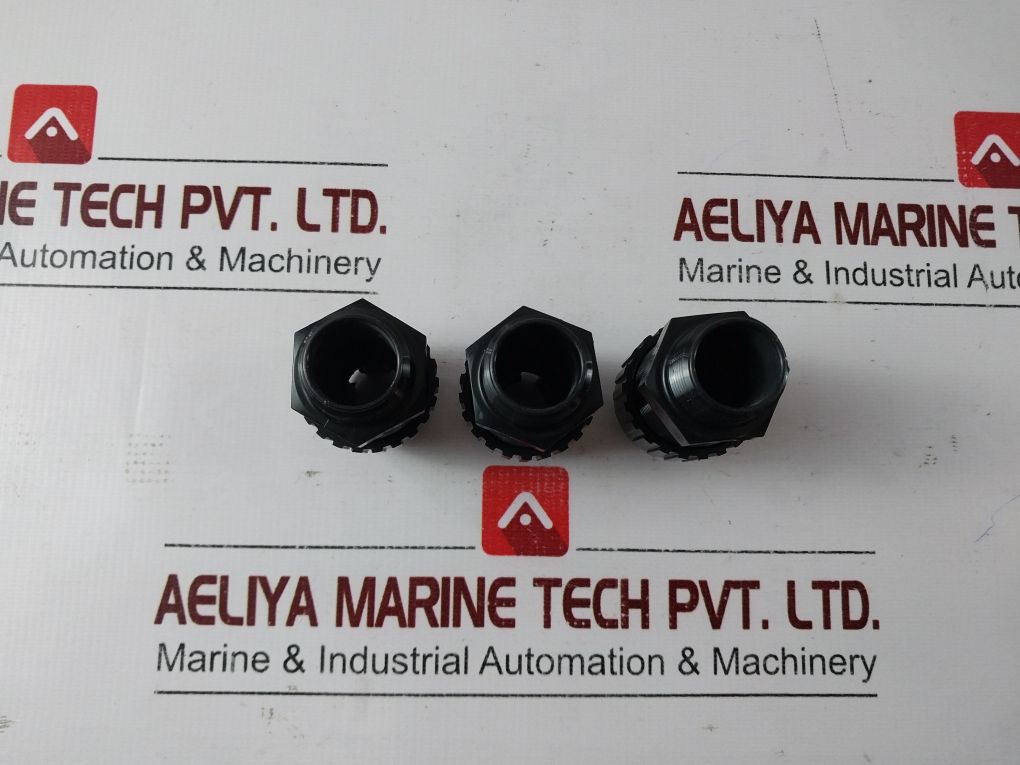 Lot Of 8X Thomas & Betts 2674 3/4