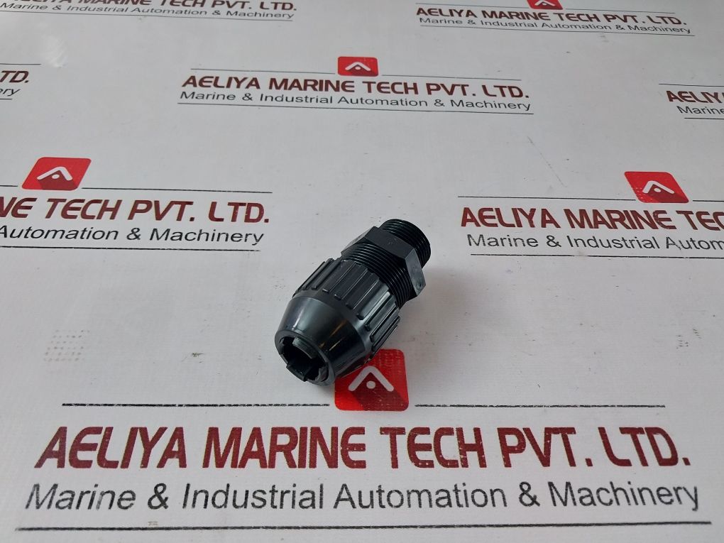 Lot Of 8X Thomas & Betts 2674 3/4