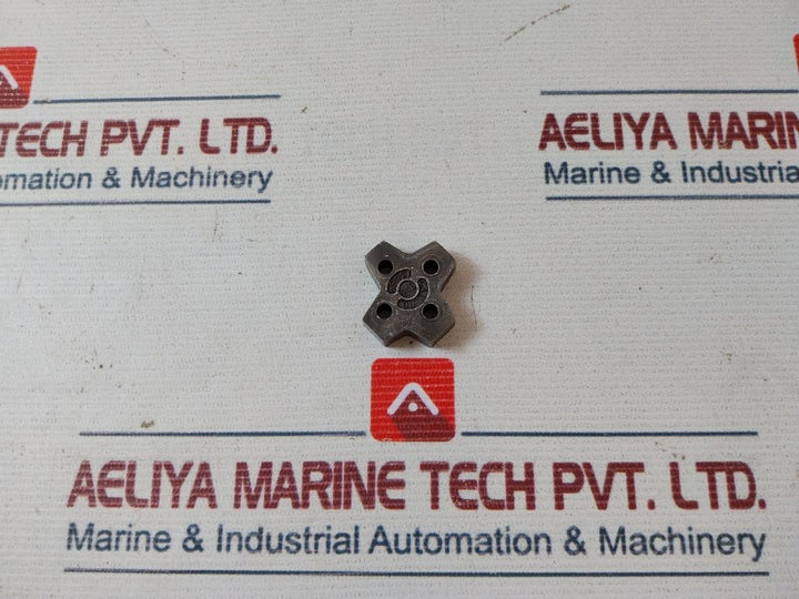 Thomas & Betts Tbm8S Compression Tool With Die Set