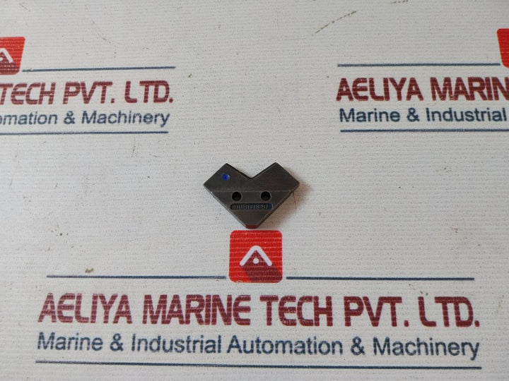 Thomas & Betts Tbm8S Compression Tool With Die Set