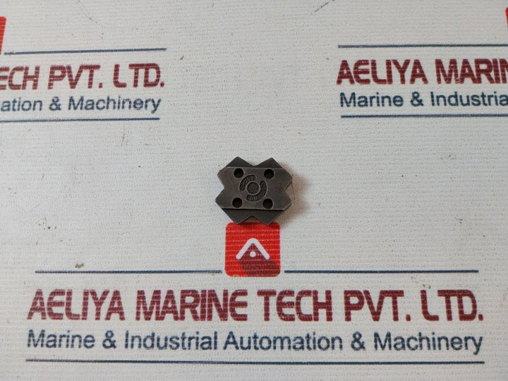 Thomas & Betts Tbm8S Compression Tool With Die Set