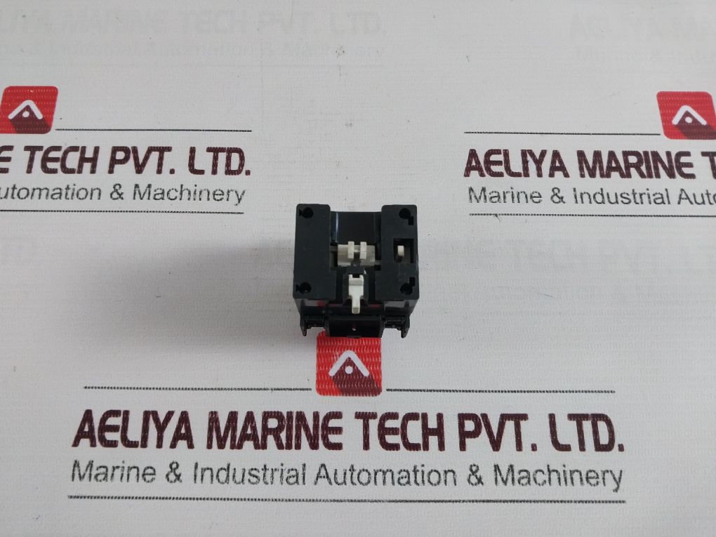 Tianshui 213 Sk4-220C Relay 0.1-3S