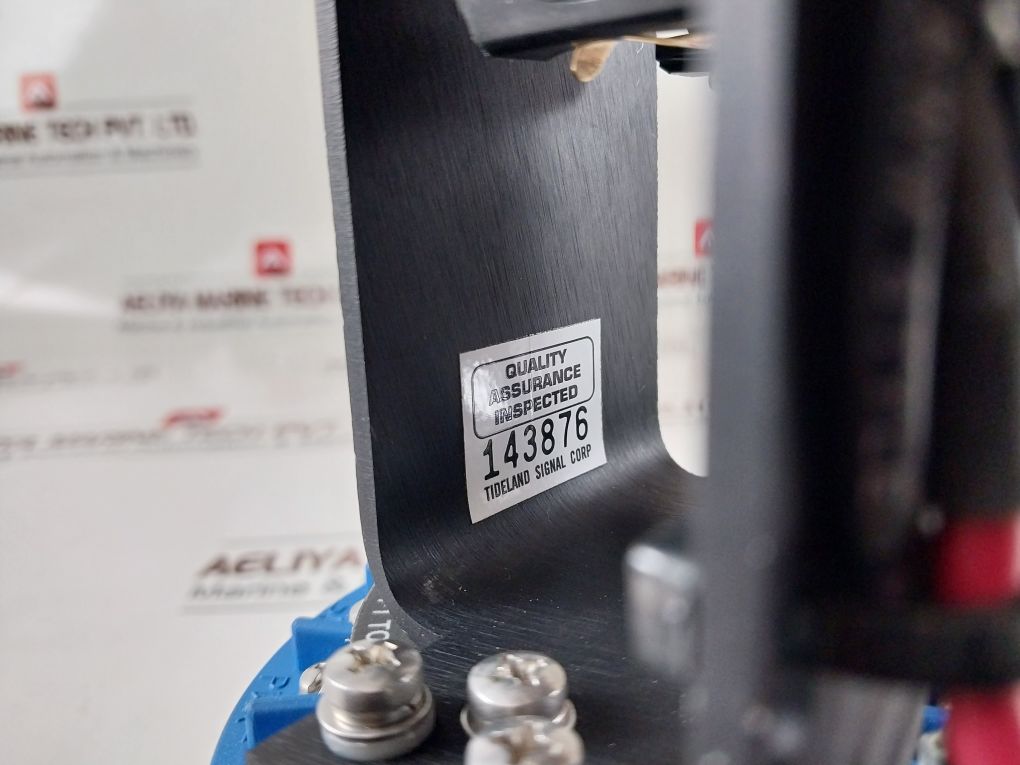 Tideland Signal Tf-3B Flasher/Lampcharger