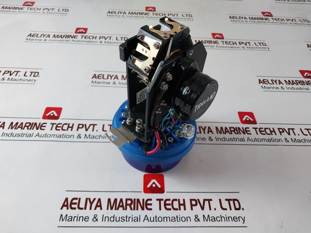 Tideland Signal Tf-3B Flasher/Lampcharger